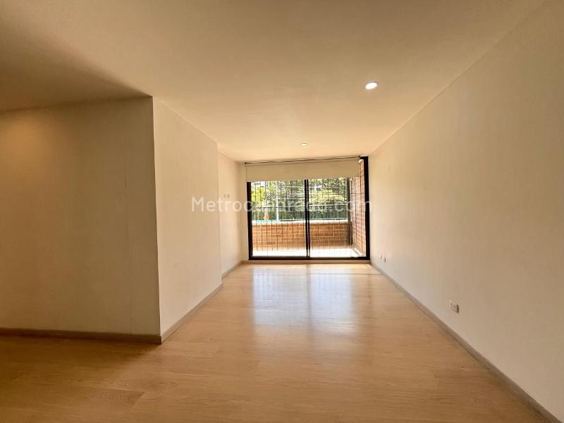 2BR Apartment in El Retiro (80 m²) - 2
