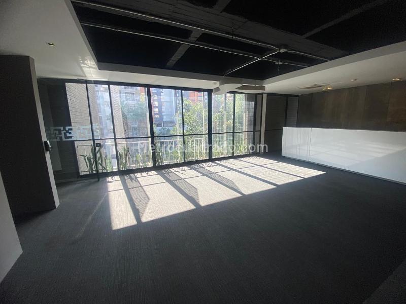 Oficina en Arriendo, EL POBLADO, Medellín - Altro