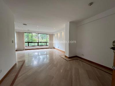 Apartamento de 3 alcobas en arriendo en El Poblado, Medellín, 120 m² · foto 3 de 18