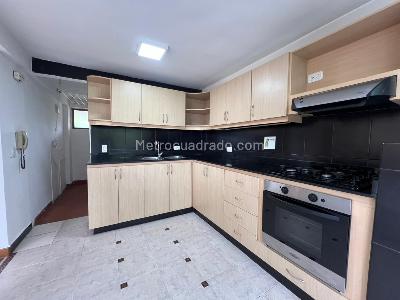 Apartamento de 3 alcobas en arriendo en El Poblado, Medellín, 120 m² · foto 4 de 18