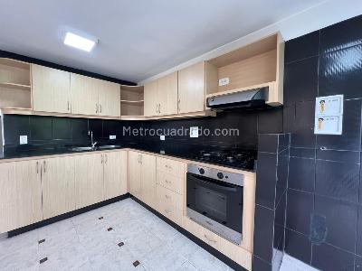 Apartamento de 3 alcobas en arriendo en El Poblado, Medellín, 120 m² · foto 6 de 18