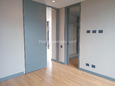 Apartamento de 2 alcobas en arriendo en El Poblado, Medellín, 120 m² · foto 11 de 18