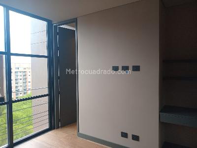 Apartamento de 2 alcobas en arriendo en El Poblado, Medellín, 120 m² · foto 13 de 18