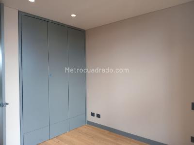 Apartamento de 2 alcobas en arriendo en El Poblado, Medellín, 120 m² · foto 14 de 18