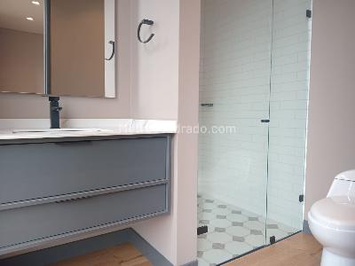 Apartamento de 2 alcobas en arriendo en El Poblado, Medellín, 120 m² · foto 17 de 18