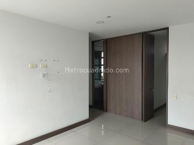 Apartamento de 3 alcobas en arriendo en Castropol, Medellín, 108 m² · foto 11 de 19