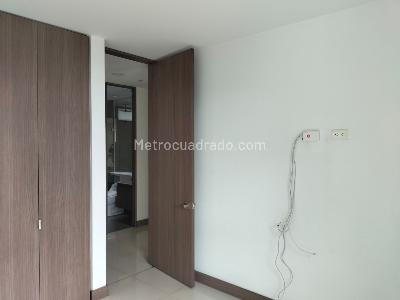 Apartamento de 3 alcobas en arriendo en Castropol, Medellín, 108 m² · foto 13 de 19