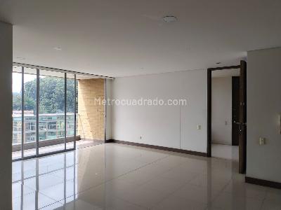 Apartamento de 3 alcobas en arriendo en Castropol, Medellín, 108 m² · foto 2 de 19