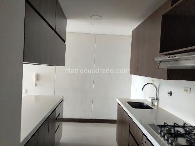 Apartamento de 3 alcobas en arriendo en Castropol, Medellín, 108 m² · foto 7 de 19