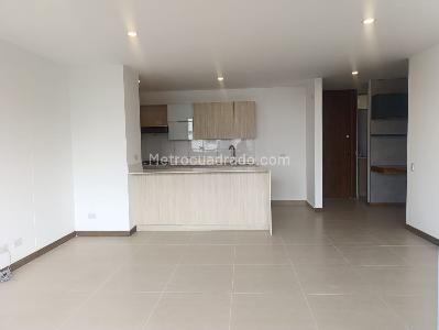 Apartamento de 2 alcobas en arriendo en Los Balsos, Medellín, 85 m² · foto 2 de 20