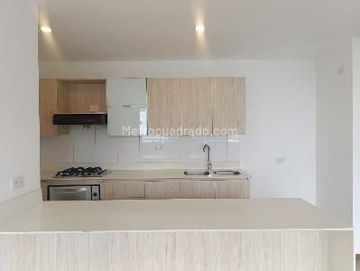 Apartamento de 2 alcobas en arriendo en Los Balsos, Medellín, 85 m² · foto 7 de 20