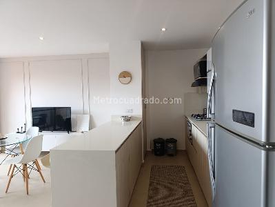 Apartamento de 2 alcobas en arriendo en Los Naranjos, Medellín, 80 m² · foto 6 de 20