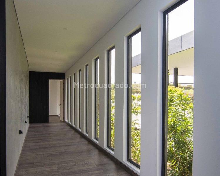 4BR House in RIONEGRO (2800 m²) - 4