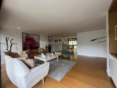 Apartamento de 4 alcobas en venta en El Poblado, Medellín, 218 m² · foto 4 de 20