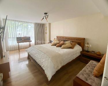Apartamento de 3 alcobas en venta en El Poblado, Medellín, 193 m² · foto 8 de 11