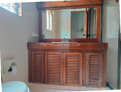 Apartamento de 2 alcobas en venta en El Poblado, Medellín, 160 m² · foto 16 de 17