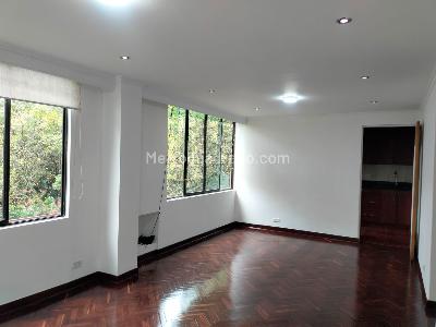 Apartamento de 2 alcobas en venta en El Poblado, Medellín, 160 m² · foto 2 de 17