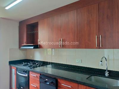 Apartamento de 2 alcobas en venta en El Poblado, Medellín, 160 m² · foto 6 de 17
