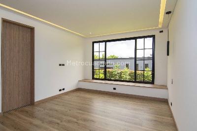 Casa de 4 alcobas en venta en Rionegro, Rionegro · foto 8 de 14