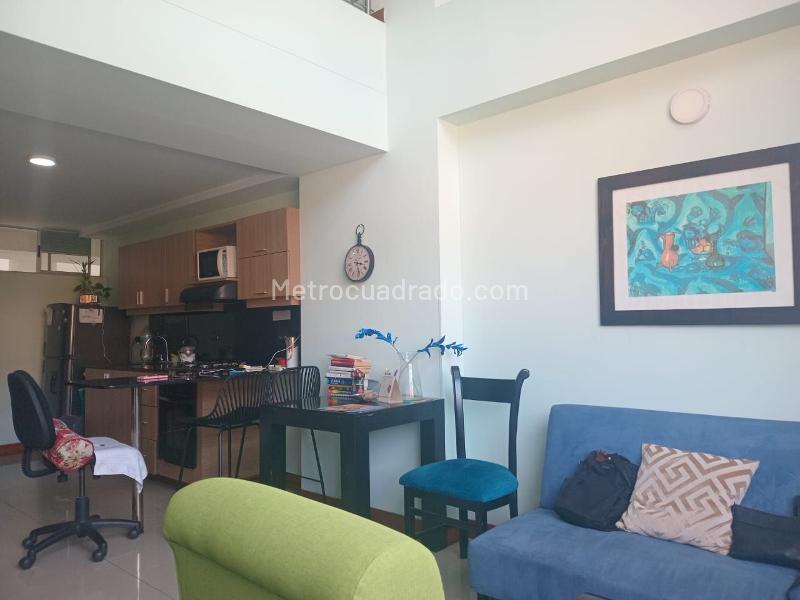 Furnished Studio Apartment in El Poblado Near Amenities - 3