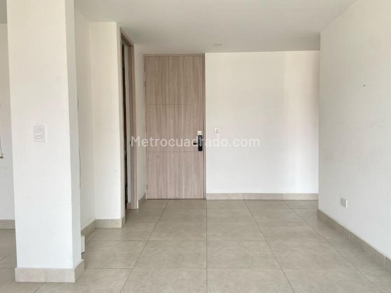 Apartamento en Arriendo en Sabaneta (3 Alcobas, 77 m²) - 4