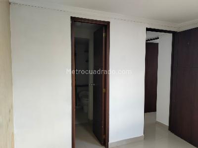 Apartamento de 3 alcobas en arriendo en El Poblado, Medellín, 58 m² · foto 10 de 17