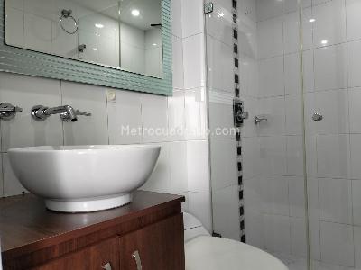 Apartamento de 3 alcobas en arriendo en El Poblado, Medellín, 58 m² · foto 17 de 17