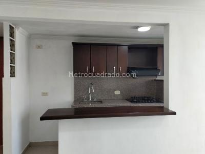 Apartamento de 3 alcobas en arriendo en El Poblado, Medellín, 58 m² · foto 5 de 17