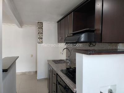 Apartamento de 3 alcobas en arriendo en El Poblado, Medellín, 58 m² · foto 6 de 17