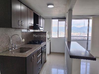 Apartamento de 3 alcobas en arriendo en El Poblado, Medellín, 58 m² · foto 7 de 17
