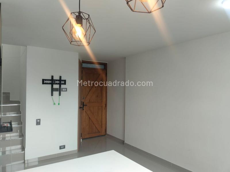 Apartamento Estudio de 1 Alcoba en El Poblado - 3