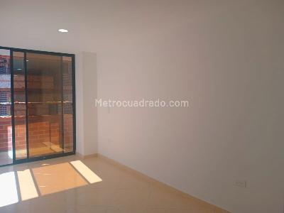Apartamento en venta en Itagui, Itagüí · foto 2 de 15