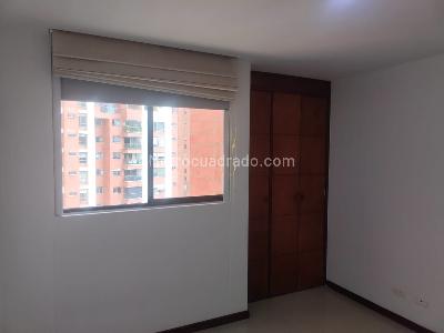 Apartamento de 3 alcobas en venta en El Poblado, Medellín, 142 m² · foto 13 de 18