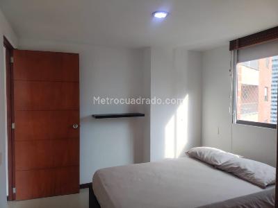Apartamento de 3 alcobas en venta en El Poblado, Medellín, 142 m² · foto 15 de 18