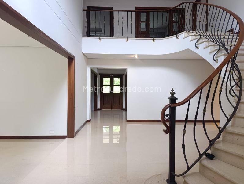 Stylish 4BR House with Garden in El Poblado - 4