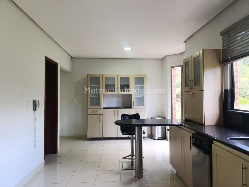 Stylish 4BR House with Garden in El Poblado - 5
