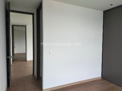 Apartamento en venta en El Poblado, Medellín · foto 12 de 19