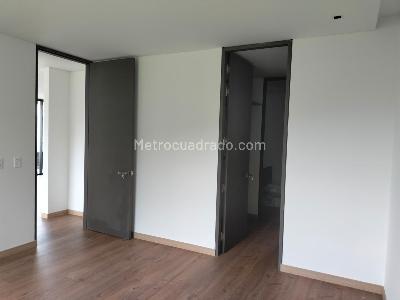 Apartamento en venta en El Poblado, Medellín · foto 14 de 19