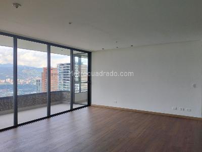 Apartamento en venta en El Poblado, Medellín · foto 2 de 19