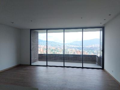 Apartamento en venta en El Poblado, Medellín · foto 3 de 19