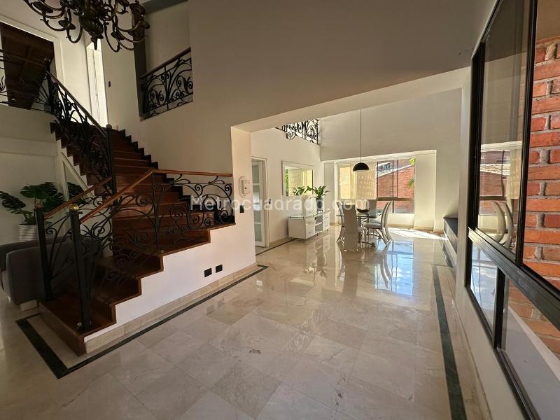 Furnished 4BR Apartment with Pool in El Poblado - 5