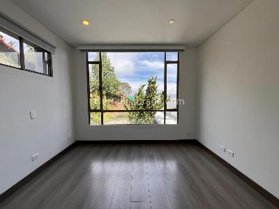 Casa de 4 alcobas en arriendo en Envigado, Envigado, 398 m² · foto 11 de 20