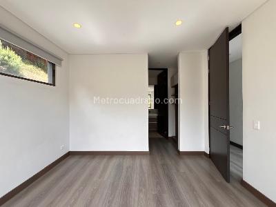 Casa de 4 alcobas en arriendo en Envigado, Envigado, 398 m² · foto 13 de 20