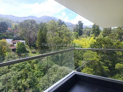 Apartamento de 3 alcobas en venta en El Poblado, Medellín, 236 m² · foto 18 de 18
