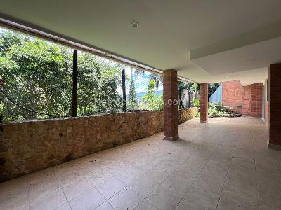 Casa de 3 alcobas en venta en Envigado, Envigado, 230 m² · foto 10 de 19