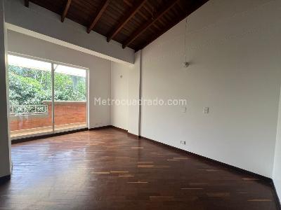 Casa de 3 alcobas en venta en Envigado, Envigado, 230 m² · foto 12 de 19