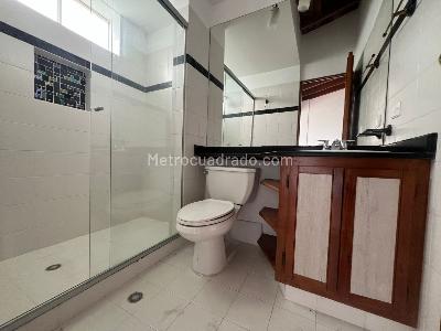 Casa de 3 alcobas en venta en Envigado, Envigado, 230 m² · foto 17 de 19