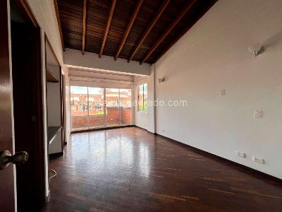 Casa de 3 alcobas en venta en Envigado, Envigado, 230 m² · foto 7 de 19