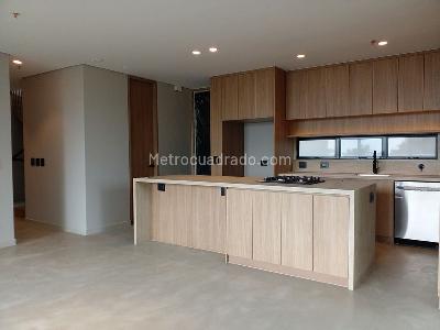 Apartamento en venta en Envigado, Envigado · foto 4 de 18