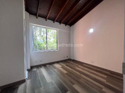 Casa de 3 alcobas en venta en Envigado, Envigado, 282 m² · foto 10 de 15